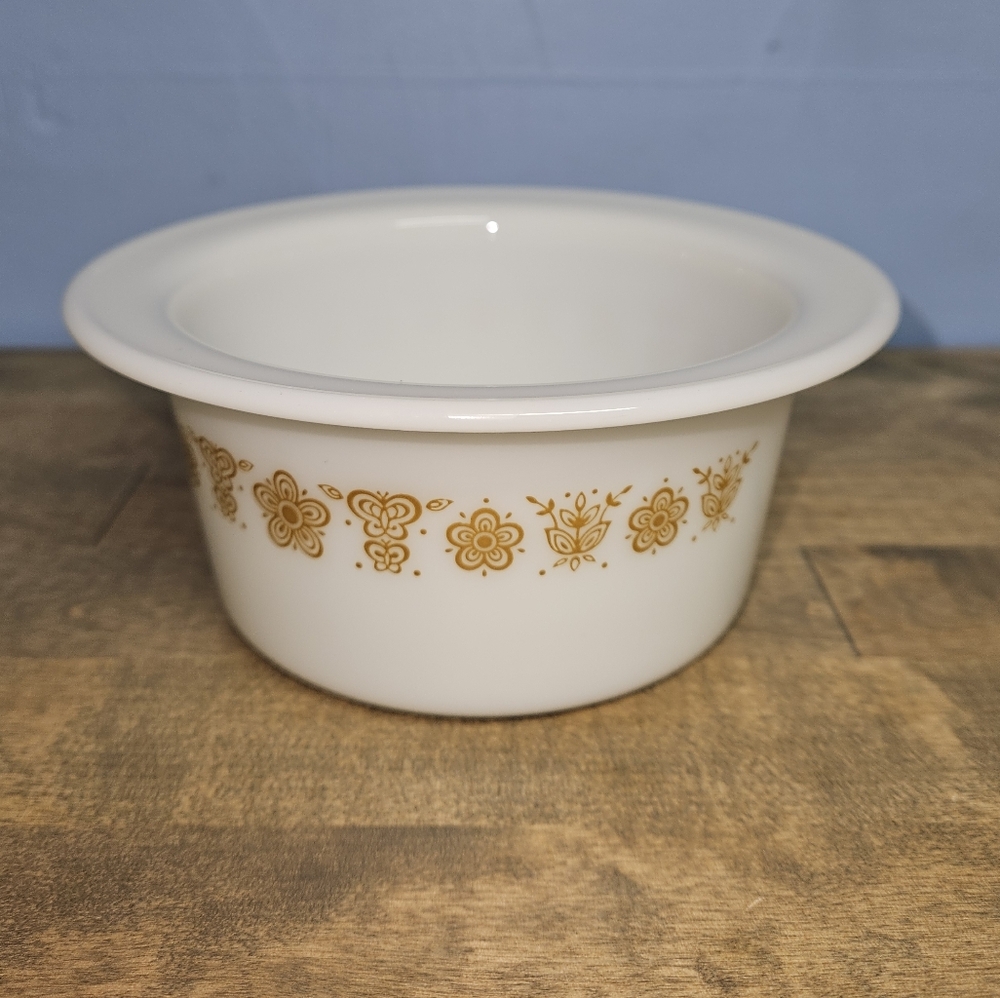 Pyrex Butterfly Gold Butter Dish Vintage #75